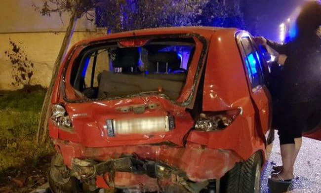 Τραγωδία στη Φθιώτιδα: Νεκρός 20χρονος σε τροχαίο έπειτα από «τρελή πορεία» μέσα στο χωριό! (εικόνες)